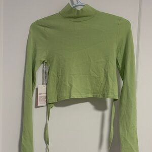 Aritzia Sun-deh Cropped Mock Neck Long Sleeve Open Back